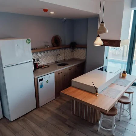 Aparthotel Fortunella 3*